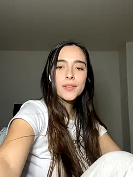 Snapshot of swrennn19 chatting on October 13, 2025, 10:54 pm swrennn19 online show from October 13, 2025, 10:54 pm