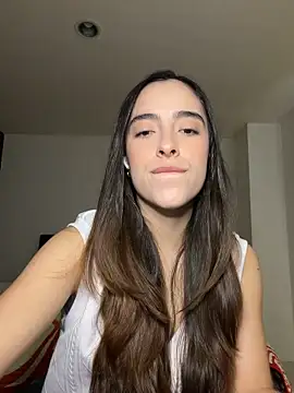 Snapshot of swrennn19 chatting on October 19, 2025, 4:29 pm swrennn19 online show from October 19, 2025, 4:29 pm