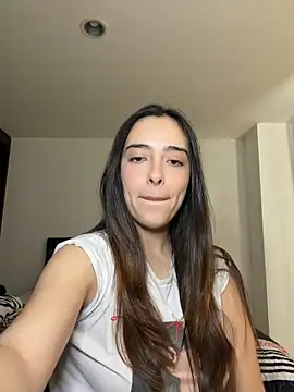 Snapshot of swrennn19 chatting on October 25, 2025, 3:51 pm swrennn19 online show from October 25, 2025, 3:51 pm