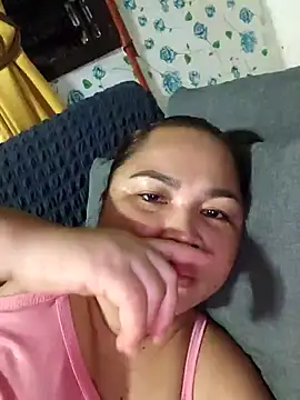 XXLorie 02 online show from March 13, 2026, 2:34 pm