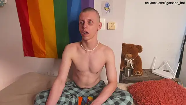 vladdymeow online show from October 28, 2025, 10:12 pm