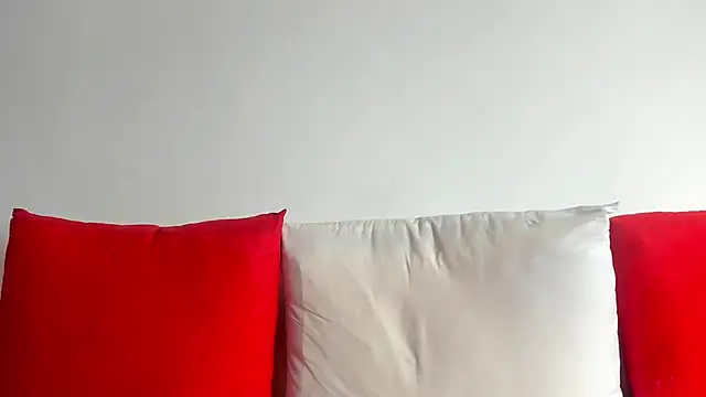 cute angel95 online show from March 18, 2026, 8:50 am