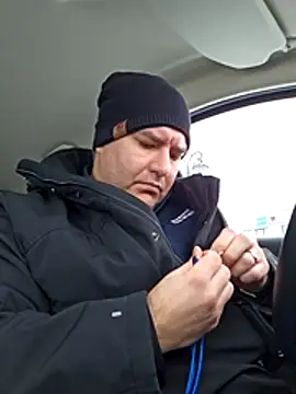 Andrew1900529 online show from January 9, 2026, 12:19 pm