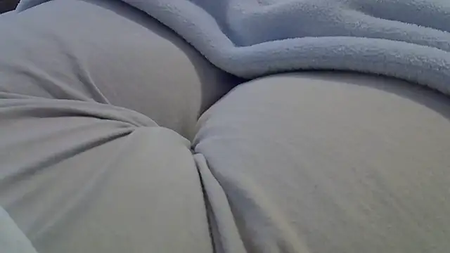 perescam online show from March 9, 2026, 6:45 pm