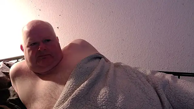 Vandrino online show from January 7, 2025, 2:20 am