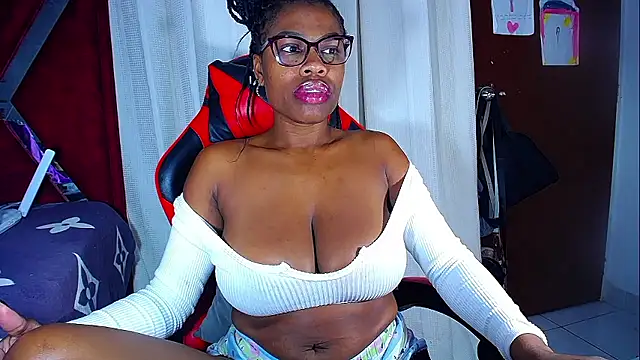 DanisaBrown online show from January 7, 2026, 3:03 pm