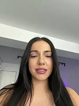 Rileysim88 online show from February 24, 2025, 1:31 pm