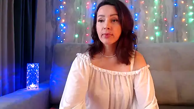 EvaXOAir online show from January 8, 2026, 4:04 am