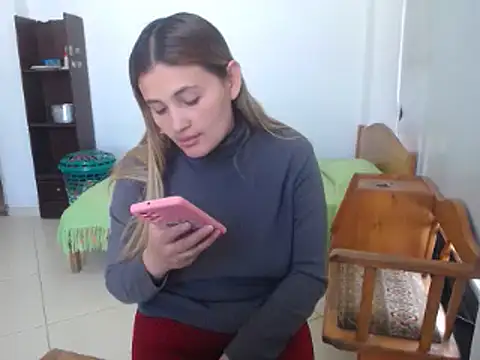 Snapshot of Mia_davis01 chatting on June 27, 2026, 2:55 pm Mia davis01 online show from June 27, 2026, 2:55 pm