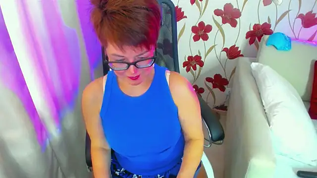 JennAlison online show from March 5, 2025, 10:44 am