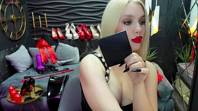 MistressDarsy online show from February 18, 2025, 5:53 pm