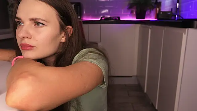 YOUR SWEET DREAM online show from February 28, 2025, 3:26 pm