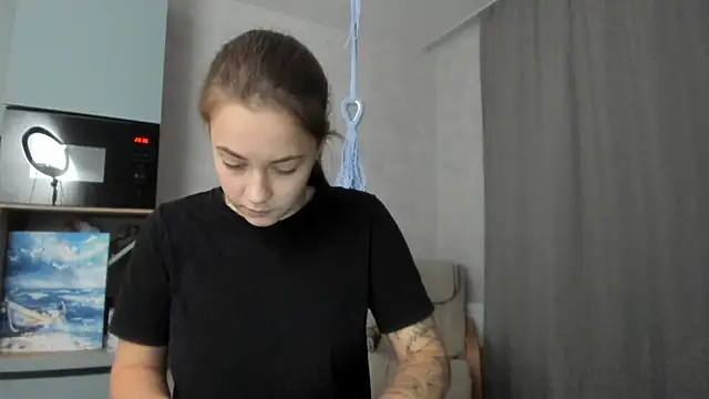 why again me online show from October 16, 2025, 5:36 pm