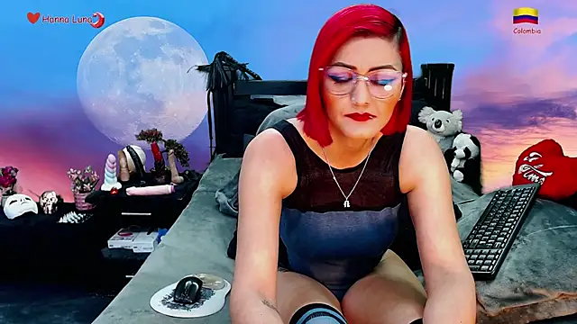 Hanna Luna online show from December 17, 2024, 6:35 am