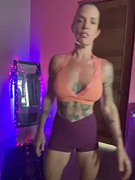 mommyselenafit  online show from June 1, 2026, 12:45 am