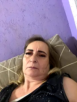 Irina2909xh online show from September 15, 2025, 7:03 pm