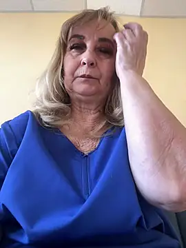 Irina2909xh online show from March 23, 2026, 9:35 am