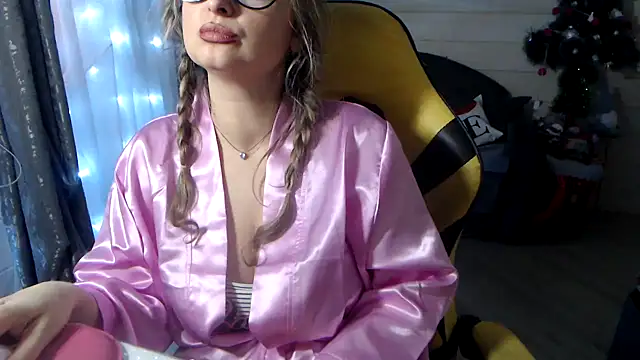 RubiLakros online show from January 10, 2025, 7:21 pm