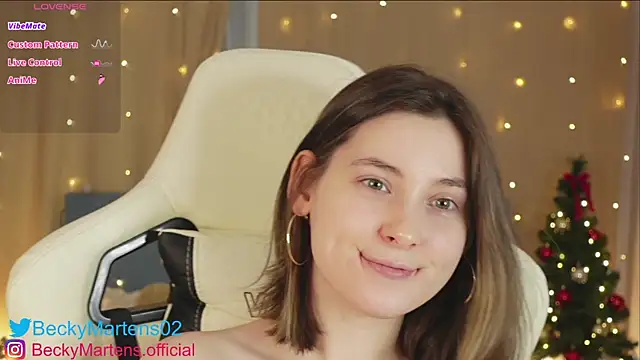 Snapshot of BeckyMartens chatting on January 5, 2025, 4:14 am BeckyMartens online show from January 5, 2025, 4:14 am