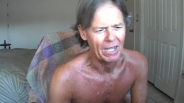 nakeedcowboi65 online show from May 16, 2026, 1:13 am