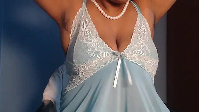 Snapshot of naughtyboobs38dd chatting on February 24, 2025, 3:42 pm naughtyboobs38dd online show from February 24, 2025, 3:42 pm