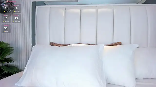 Alexis camX online show from September 12, 2025, 12:05 pm