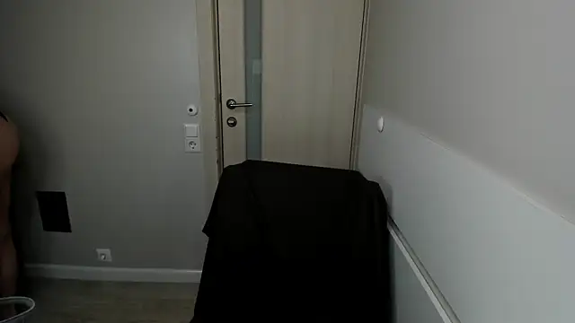 JuliaBusty online show from September 9, 2025, 3:55 pm