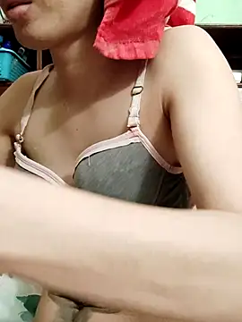 QueenSoreal online show from March 11, 2026, 2:56 pm