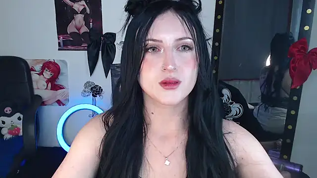 Evelyn Sheeran online show from April 14, 2026, 5:02 am