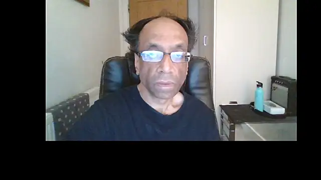 rauncher1 online show from May 13, 2026, 8:23 am