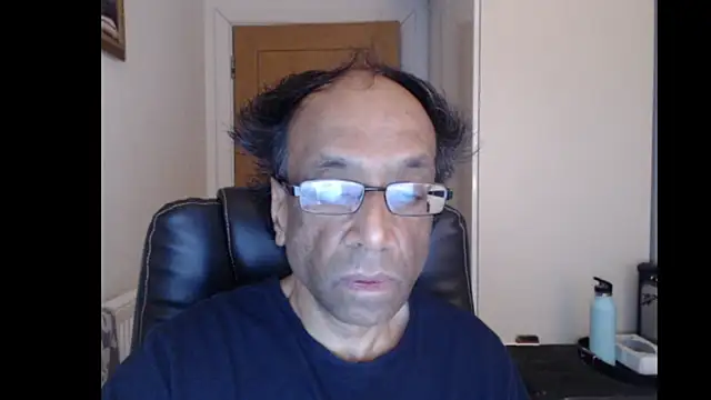 rauncher1 online show from May 15, 2026, 8:32 am