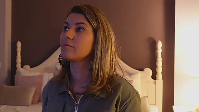 FeliciaKrige online show from February 25, 2025, 10:18 pm