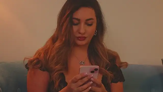 YaaraCollins online show from February 28, 2025, 12:54 am