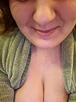 Cutegirlforyou online show from February 27, 2025, 7:01 am