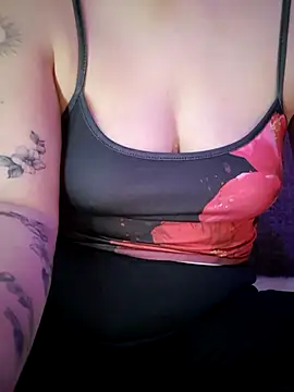 Snapshot of Cutegirlforyou chatting on April 10, 2026, 5:01 am Cutegirlforyou online show from April 10, 2026, 5:01 am