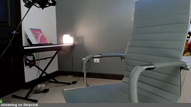 minarocket  online show from February 19, 2026, 4:58 pm