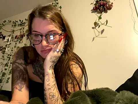 lexymarie online show from January 11, 2026, 1:21 am