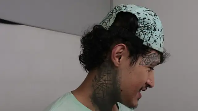 trieone online show from March 20, 2025, 2:19 am