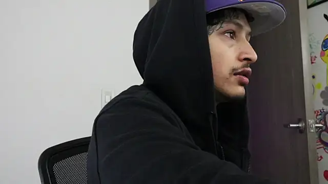 trieone online show from September 22, 2025, 11:34 am