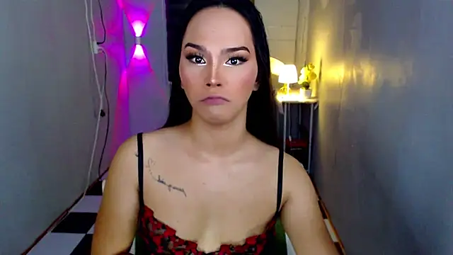 urnaughtydolly69 online show from April 26, 2026, 12:03 pm