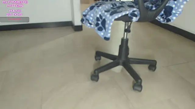 kevintyler69 online show from November 18, 2025, 4:17 am