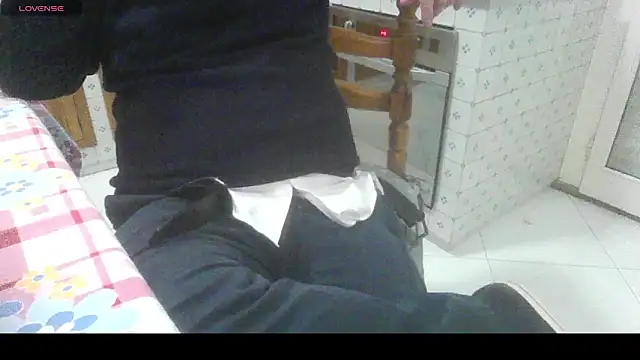 polloiw online show from December 19, 2025, 1:40 pm