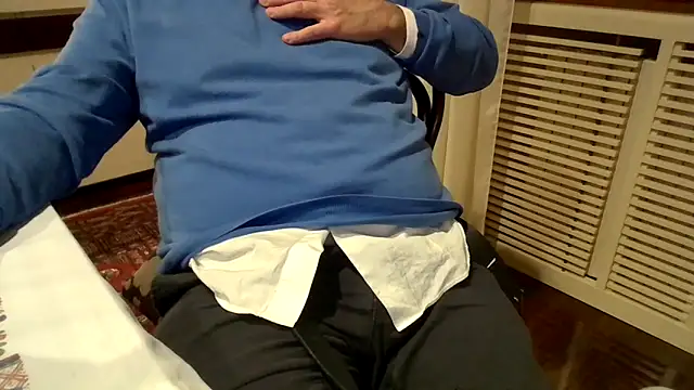 polloiw online show from April 15, 2026, 8:20 pm