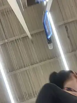 Snapshot of lolabunny9 chatting on January 15, 2025, 5:58 pm lolabunny9 online show from January 15, 2025, 5:58 pm