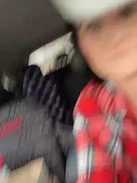 Snapshot of lolabunny9 chatting on February 20, 2025, 6:57 pm lolabunny9 online show from February 20, 2025, 6:57 pm