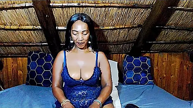 Snapshot of NikkyJigglesX chatting on March 12, 2026, 11:22 pm NikkyJigglesX online show from March 12, 2026, 11:22 pm