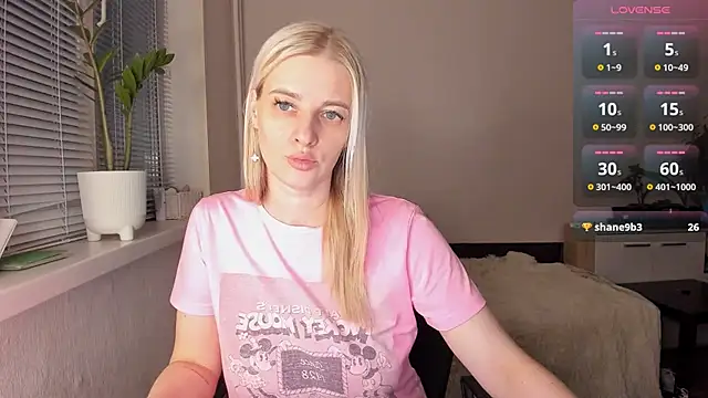 Snapshot of HILT_ON chatting on February 27, 2025, 12:23 pm HILT ON online show from February 27, 2025, 12:23 pm