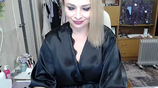 Mika Passion online show from September 24, 2025, 7:33 am