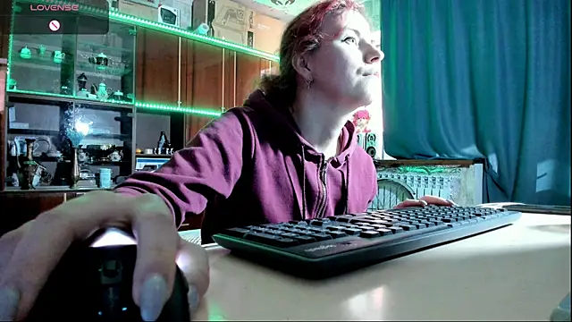 pa1e pr1ncess online show from March 21, 2025, 11:55 am