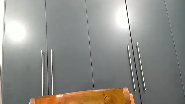 Snapshot of katt008 chatting on October 9, 2025, 3:26 am katt008 online show from October 9, 2025, 3:26 am